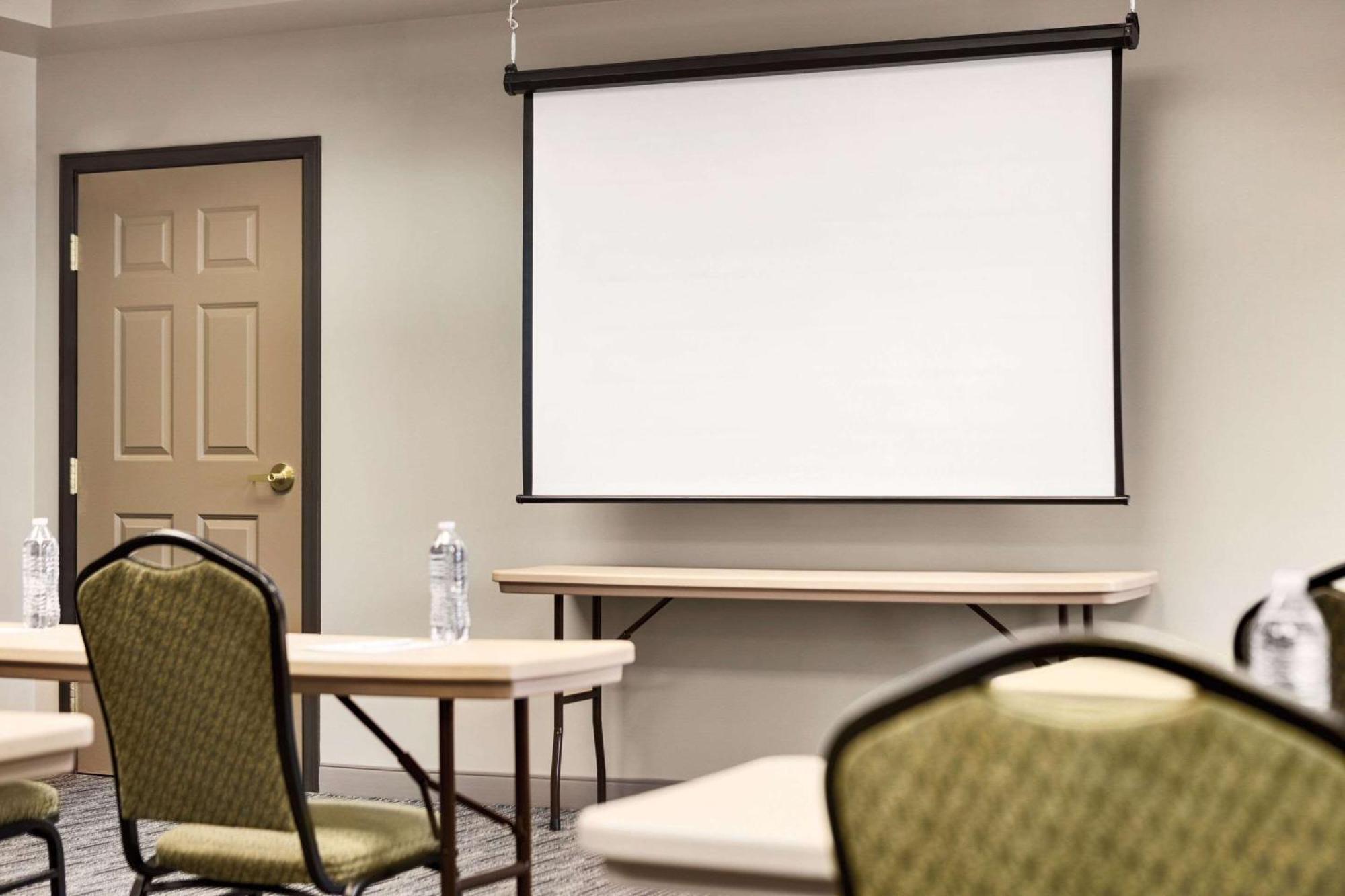Country Inn & Suites By Radisson, St Cloud East, Mn Saint Cloud Eksteriør bilde