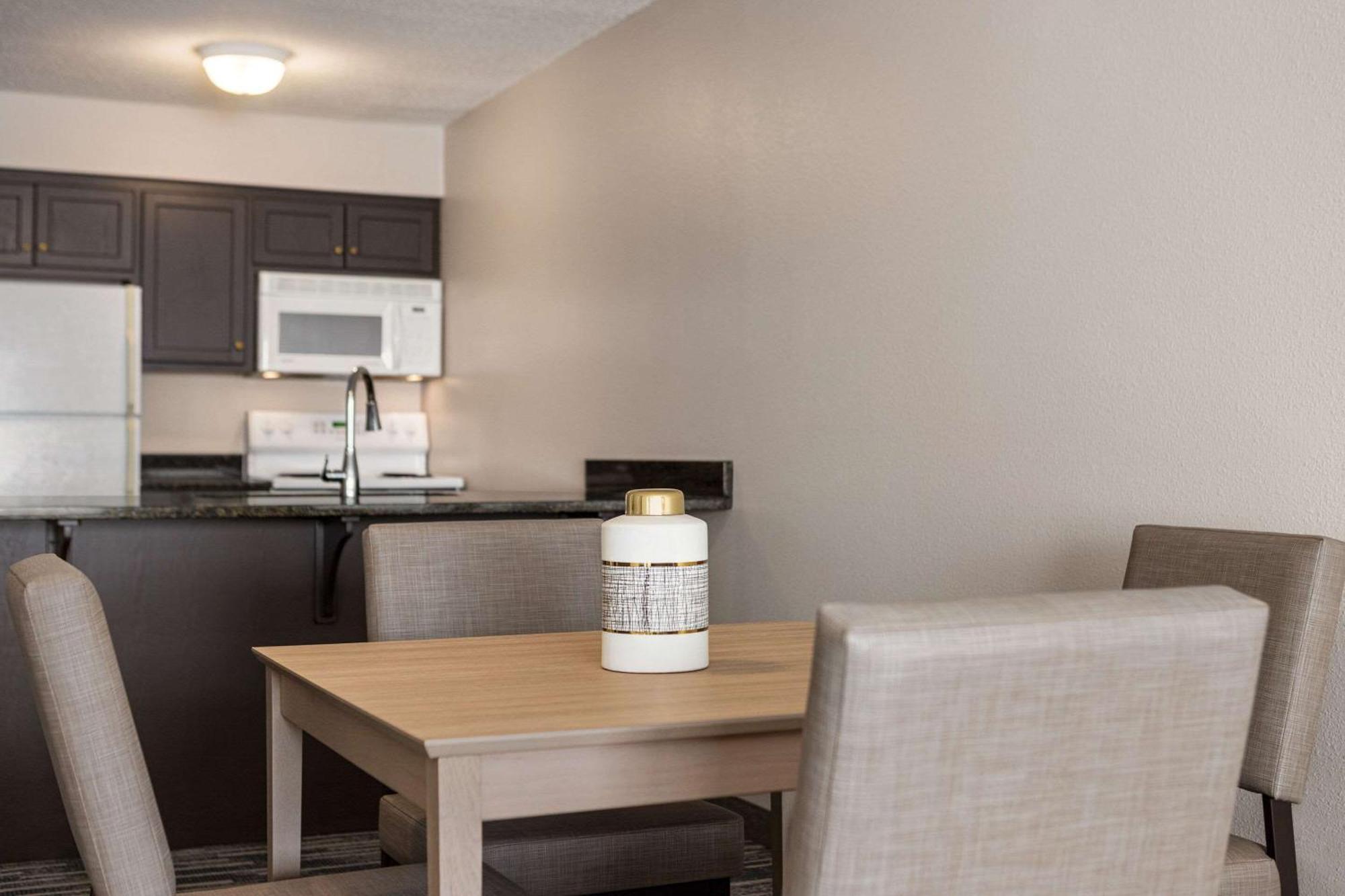 Country Inn & Suites By Radisson, St Cloud East, Mn Saint Cloud Eksteriør bilde