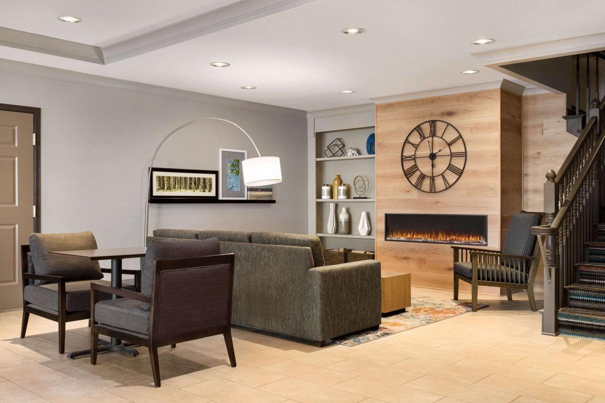 Country Inn & Suites By Radisson, St Cloud East, Mn Saint Cloud Eksteriør bilde